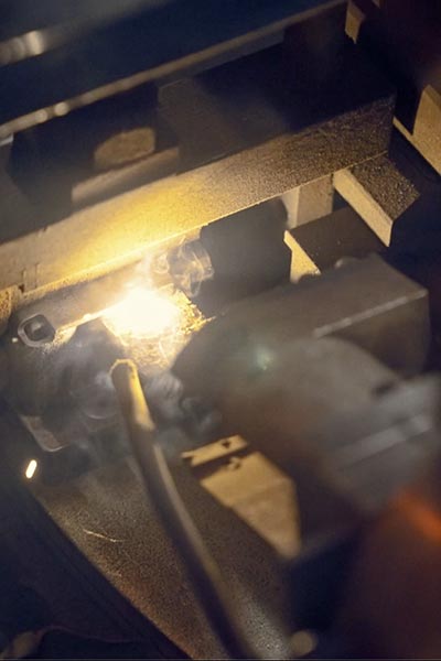 servizio di saldatura laser mig