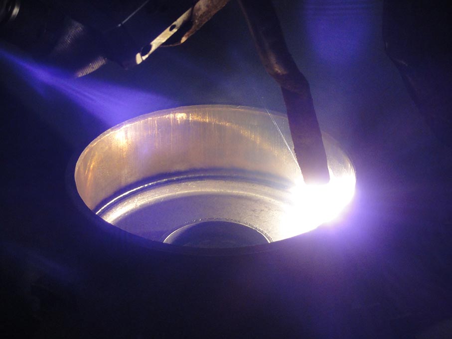 Saldatura laser robotizzata di componenti meccanici per conto terzi